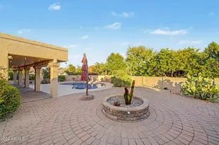 9861 W Escuda Dr, Peoria, AZ 85382 - Photo 4