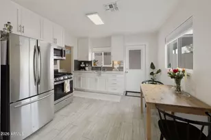 4445 N Longview Ave, Phoenix, AZ 85014 - Photo 8