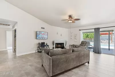 5536 E Beverly Lane, Scottsdale, AZ 85254 - Photo 2