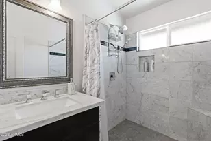 5536 E Beverly Ln, Scottsdale, AZ 85254 - Photo 14