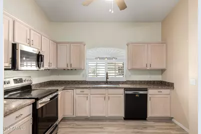 2101 S Meridian Road #301, Apache Junction, AZ 85120 - Photo 6