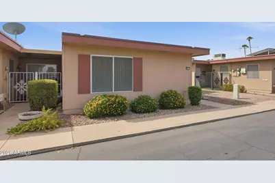 13224 N 98th Avenue #N, Sun City, AZ 85351 - Photo 2
