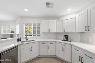 9408 W Morrow Dr, Peoria, AZ 85382 - Photo 10