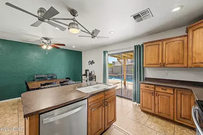 2055 E 7th Avenue, Mesa, AZ 85204 - Photo 16
