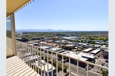 207 W Clarendon Avenue #20C, Phoenix, AZ 85013 - Photo 1