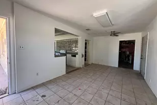 1201 E Desert Park Ln, Phoenix, AZ 85020 - Photo 12