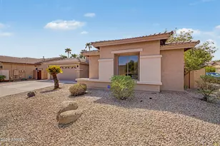 18082 N 167th Dr, Surprise, AZ 85374 - Photo 36