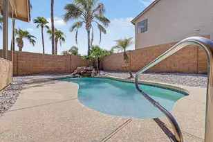 18082 N 167th Dr, Surprise, AZ 85374 - Photo 32