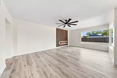 2053 W Hazelwood Street, Phoenix, AZ 85015 - Photo 12