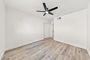 2053 W Hazelwood St, Phoenix, AZ 85015 - Photo 22