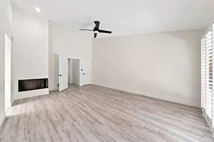 8405 E Turquoise Ave, Scottsdale, AZ 85258 - Photo 32