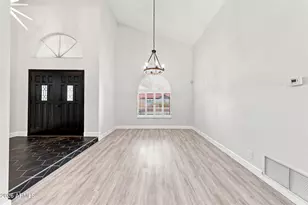 8405 E Turquoise Ave, Scottsdale, AZ 85258 - Photo 6