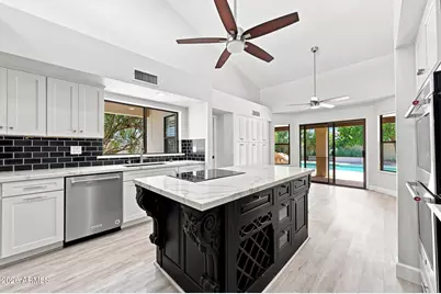 8405 E Turquoise Avenue, Scottsdale, AZ 85258 - Photo 16