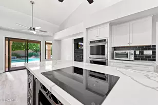 8405 E Turquoise Ave, Scottsdale, AZ 85258 - Photo 18