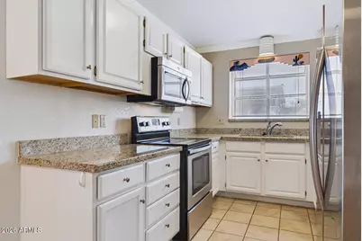17200 W Bell Road #1219, Surprise, AZ 85374 - Photo 4