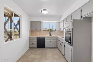 10511 W Clair Dr, Sun City, AZ 85351 - Photo 14