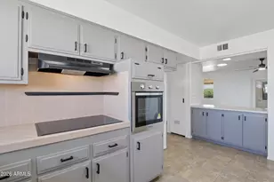 10511 W Clair Dr, Sun City, AZ 85351 - Photo 4