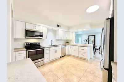 267 W Hillside Street, Mesa, AZ 85201 - Photo 10