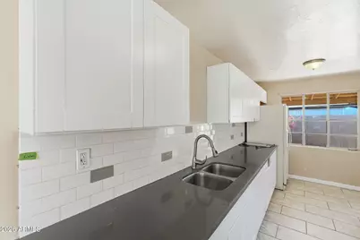 3331 N 18th Avenue, Phoenix, AZ 85015 - Photo 10