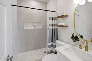 6230 N 33rd Ave, Phoenix, AZ 85017 - Photo 16
