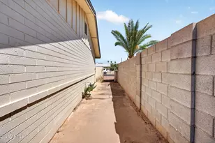 2501 E Karen Dr, Phoenix, AZ 85032 - Photo 30