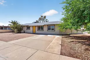 2501 E Karen Dr, Phoenix, AZ 85032 - Photo 4