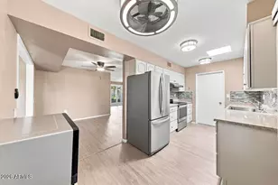 17026 N Pinion Ln, Sun City, AZ 85373 - Photo 12