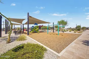 17563 W Washington St, Goodyear, AZ 85338 - Photo 36