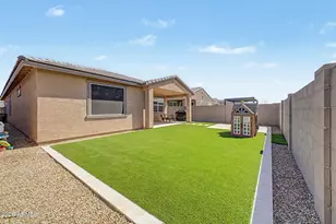 17563 W Washington St, Goodyear, AZ 85338 - Photo 34