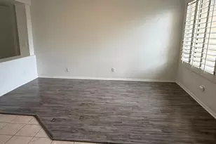 312 W Angela Dr, Phoenix, AZ 85023 - Photo 4