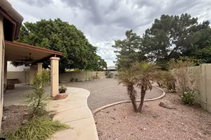 312 W Angela Dr, Phoenix, AZ 85023 - Photo 18