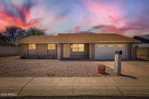 1727 W Villa Theresa Dr, Phoenix, AZ 85023 - Photo 4