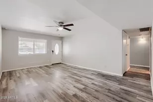 1727 W Villa Theresa Dr, Phoenix, AZ 85023 - Photo 6