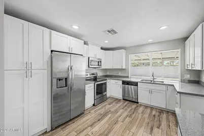 7453 E Almeria Road, Scottsdale, AZ 85257 - Photo 10