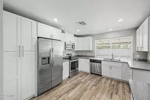 7453 E Almeria Rd, Scottsdale, AZ 85257 - Photo 10