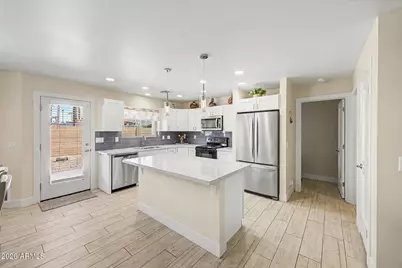 332 W 14th Avenue, Apache Junction, AZ 85120 - Photo 10