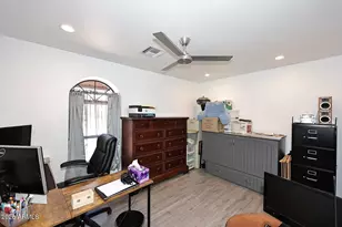 9821 E Becker Ln, Scottsdale, AZ 85260 - Photo 20