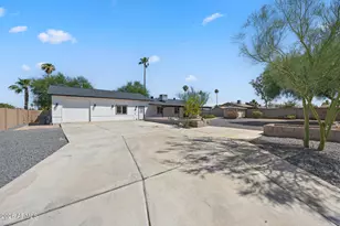 2704 N Yucca St, Chandler, AZ 85224 - Photo 40