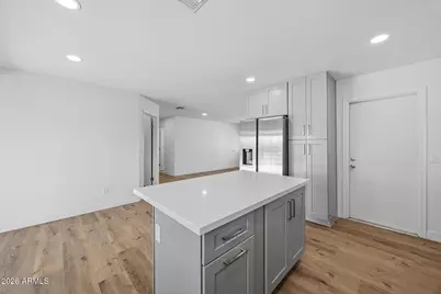 2704 N Yucca Street, Chandler, AZ 85224 - Photo 12