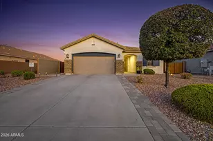 1113 W Stephanie Ln, San Tan Valley, AZ 85143 - Photo 2