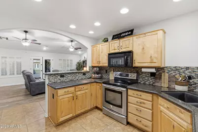 6413 N 171st Lane, Waddell, AZ 85355 - Photo 10