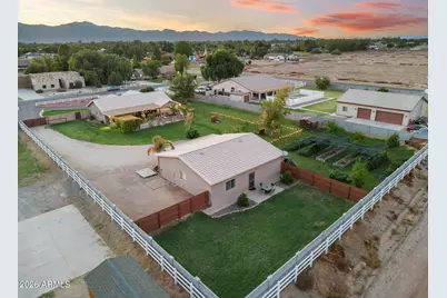 6413 N 171st Lane, Waddell, AZ 85355 - Photo 48