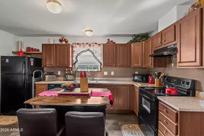 512 W Claessens Drive, Morristown, AZ 85342 - Photo 2