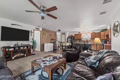 512 W Claessens Drive, Morristown, AZ 85342 - Photo 10