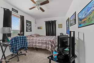 512 W Claessens Dr, Morristown, AZ 85342 - Photo 16