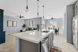 766 W Wind Cave Dr, San Tan Valley, AZ 85140 - Photo 6