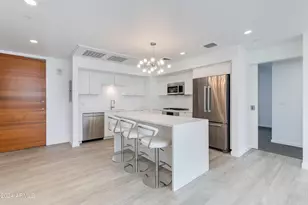 200 W Portland St, Phoenix, AZ 85003 - Photo 6