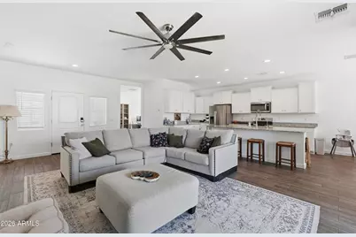 30558 W Clarendon Avenue, Buckeye, AZ 85396 - Photo 6