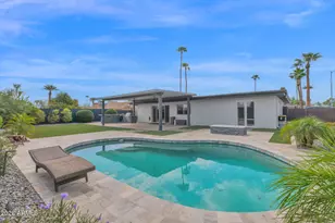 2502 E North Ln, Phoenix, AZ 85028 - Photo 34