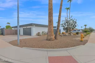 2502 E North Ln, Phoenix, AZ 85028 - Photo 38